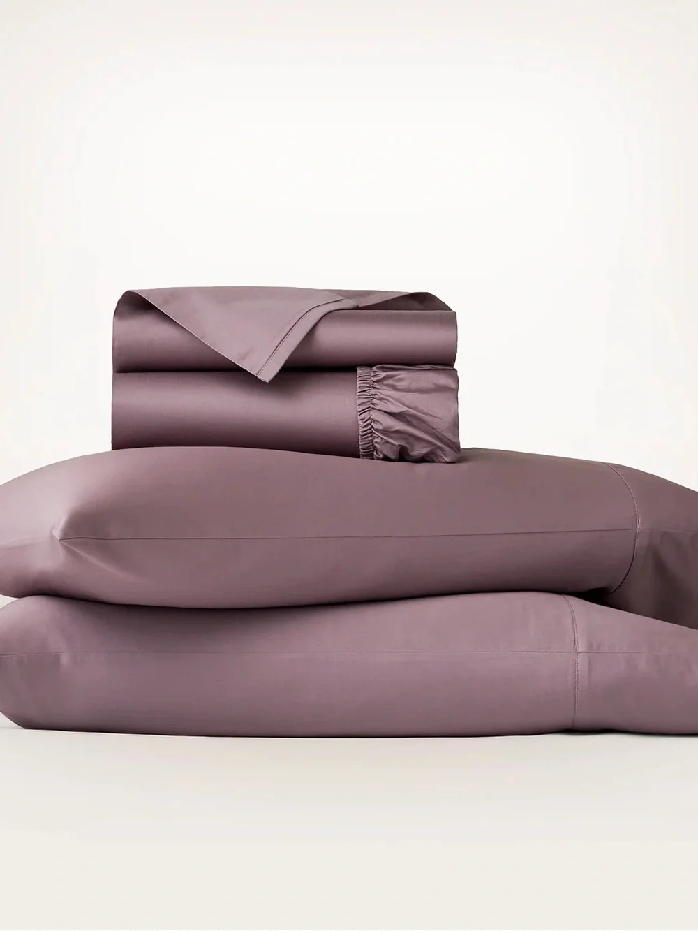 $299 king size as is boll & branch Signature Hemmed Sheet Set — purple plum